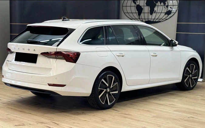 Skoda Octavia cena 149950 przebieg: 1, rok produkcji 2024 z Szczucin małe 121